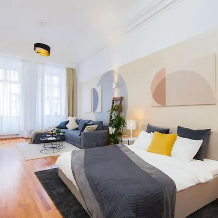 Lovely Historical By The Castle - N1 Appartement Praag