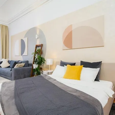 Lovely Historical By The Castle - N1 * Praha