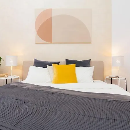 Lovely Historical In Mala Strana - N1st Apartment *