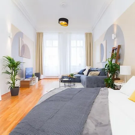 Apartment Lovely Historical In Mala Strana - N1st