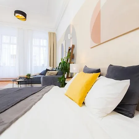 Lovely Historical In Mala Strana - N1st